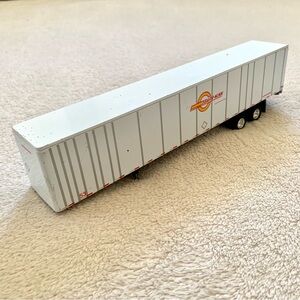 PEM Hartoy Barr-Nunn Die Cast Semi Truck Trailer